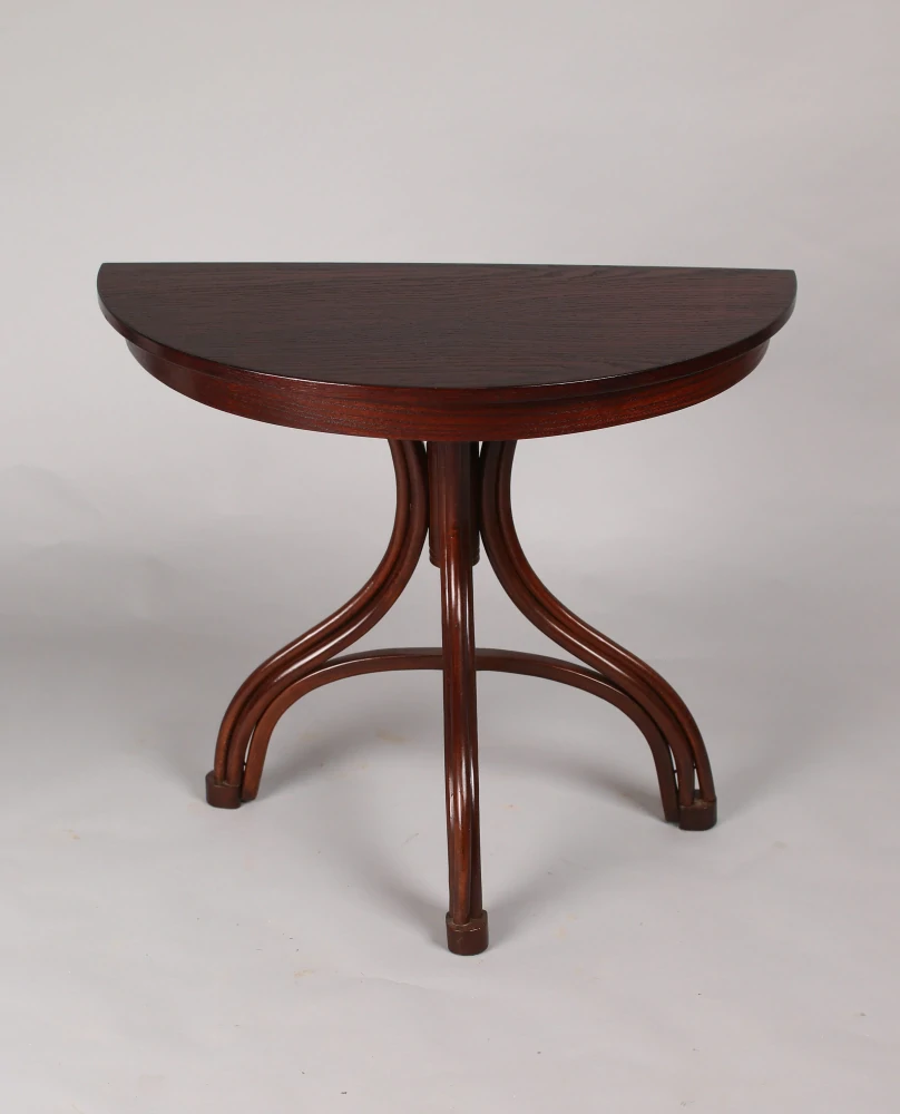 Stolek přízední Thonet