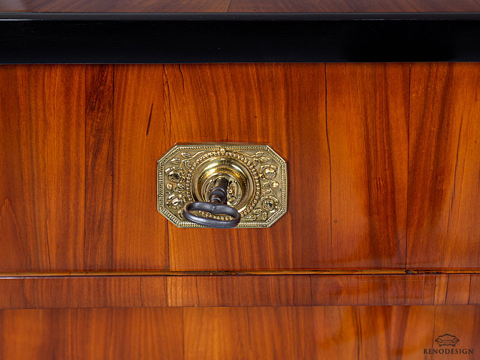 Komoda biedermeier
