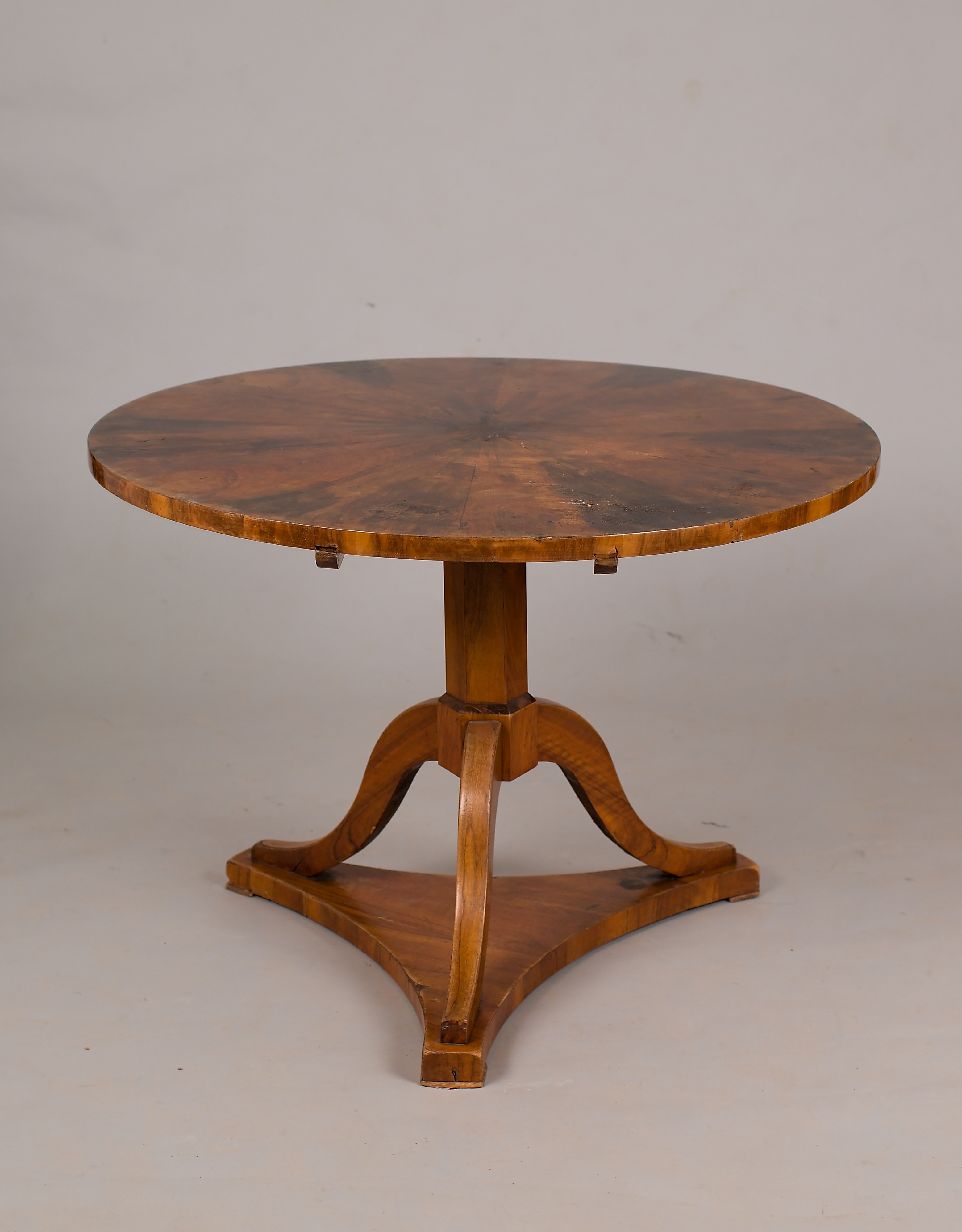 Stůl biedermeier
