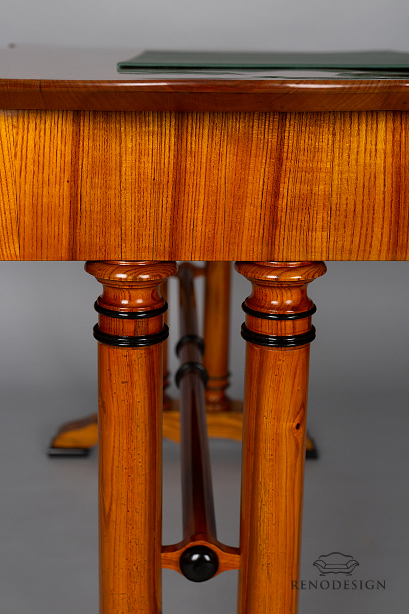 Stůl biedermeier