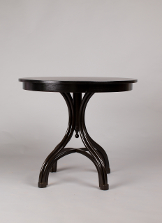 Stolek Thonet
